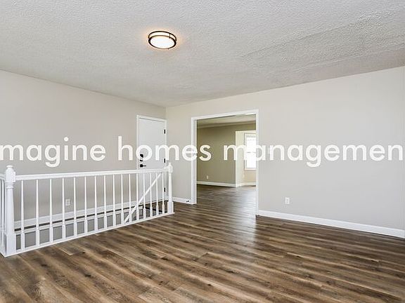 3rd image of 701 Whitewillow Ln