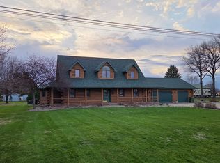 20664 N Brady St, Davenport, IA