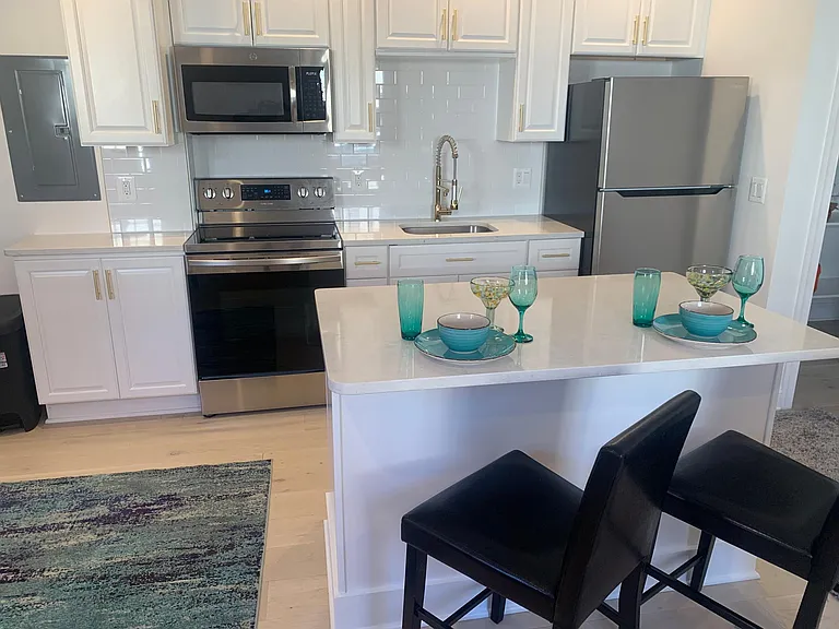 152 Main St #203 — Photo 2