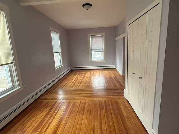 3rd image of 1644 Broad St APT B1