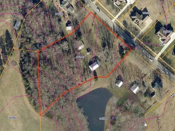 8421 Linville Rd, Oak Ridge, NC 27310