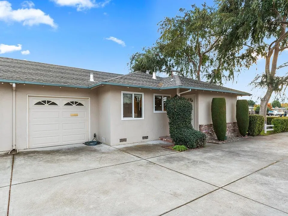 767 Los Padres Blvd