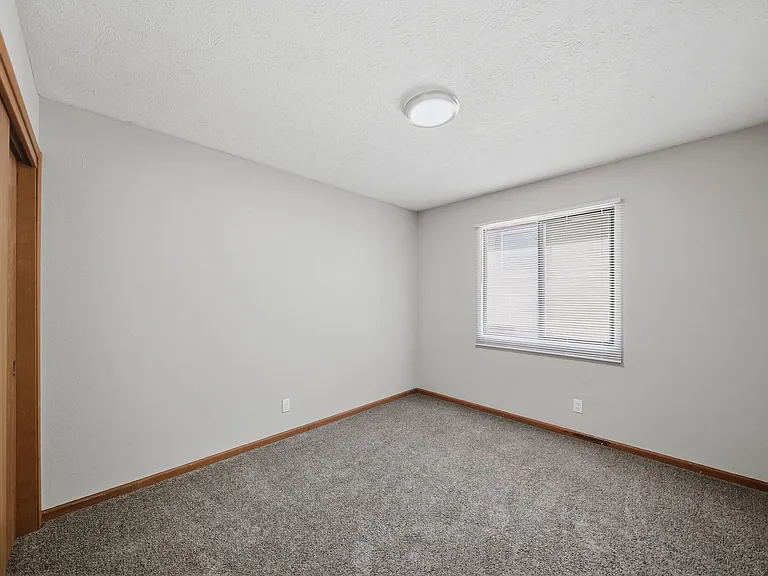 2612 J St #3 — Photo 9