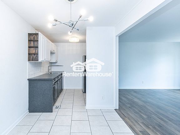 3rd image of 4524 Holly St APT 22