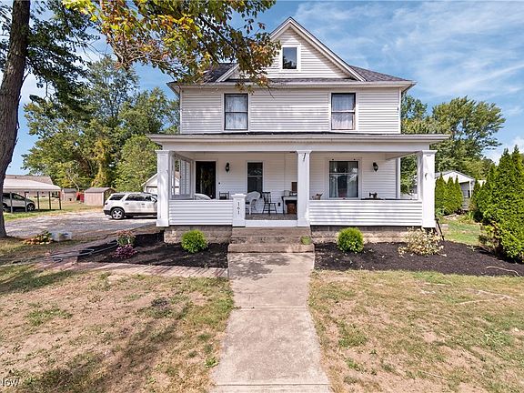 3rd image of 161 E Buckeye St