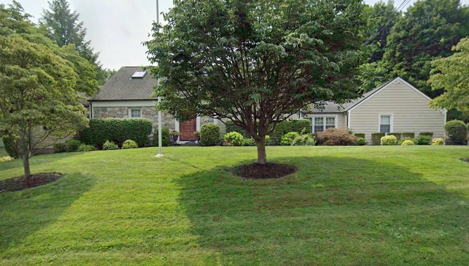 11 Grassy Plain Terrace - 1 — Photo 1