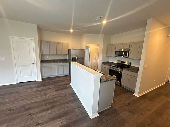 5th image of 60 Kyndall Lauren Ln