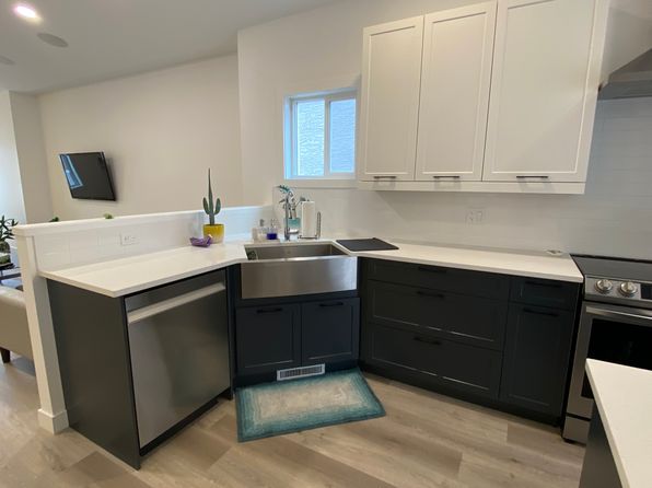 122 Douglas Henning Bay, Winnipeg, MB R3Y 2C5