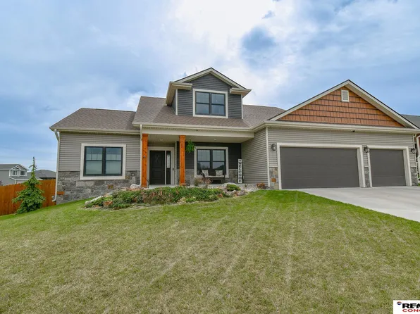 7700 S 66th St, Lincoln, NE 68516