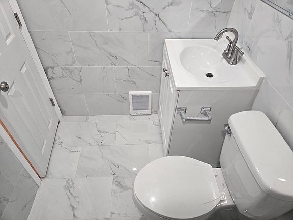 4th image of 532 Miller Ave #23