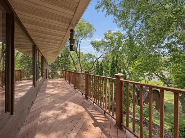 290 Rice Creek Blvd NE, Fridley, MN 55432