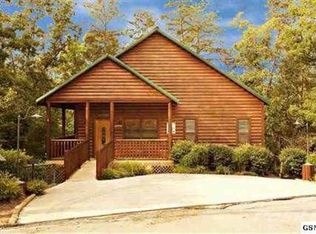 1820 Skyhawk Ln, Sevierville, TN 37876