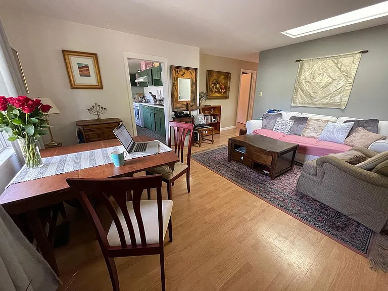 8080 Mirabel Ave #B — Photo 4