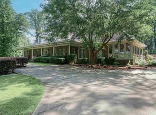 326 Levan Dr, Columbiana, AL 35051