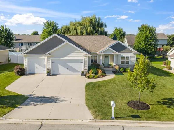 3580 Bay Harbor Dr, Green Bay, WI 54311