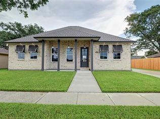 2204 Nancy St, Meraux, LA 70075