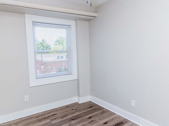 4th image of 2014 Idlewood Ave APT D
