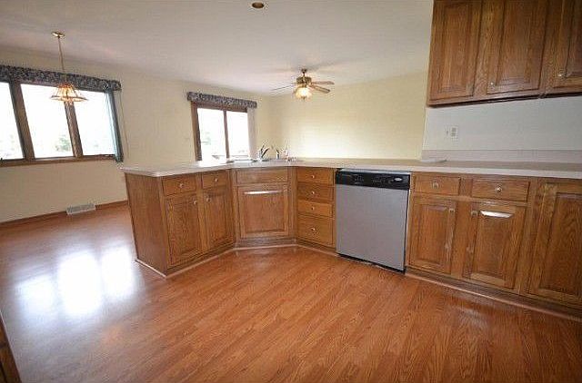 2nd image of 15885 Anna Dr