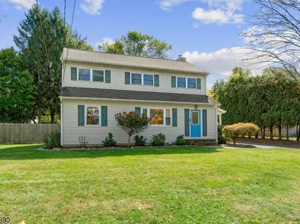 19 Railroad Ave, Califon Boro, NJ 07830