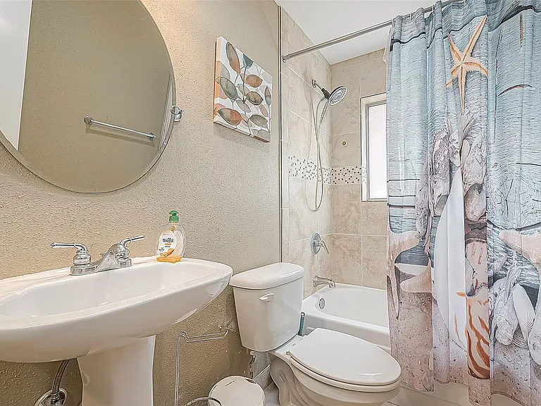 2101 Fountain View Dr #19 — Photo 25