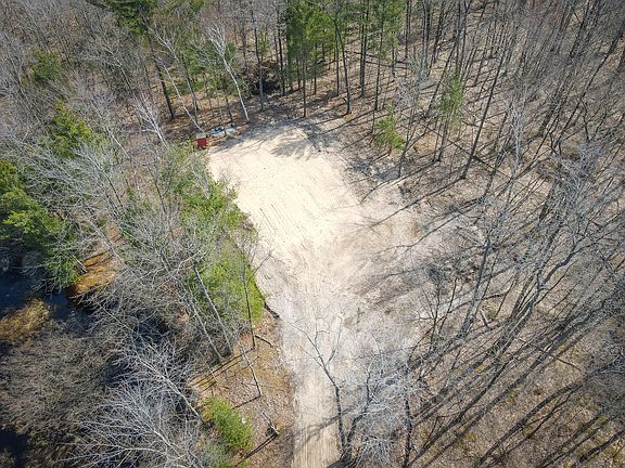 4th image of 4986 Ridge Rd