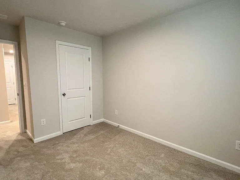 243 Christiana Ln #B — Photo 42