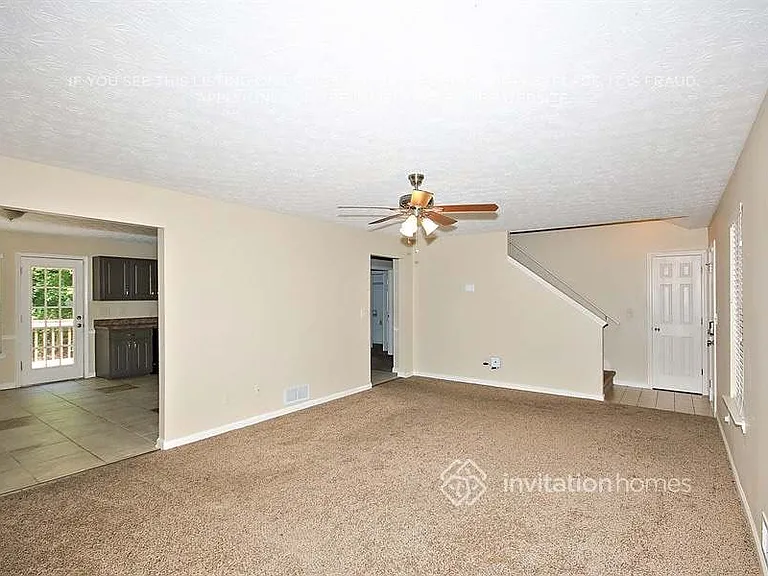 2190 Hampton Trl SE — Photo 3