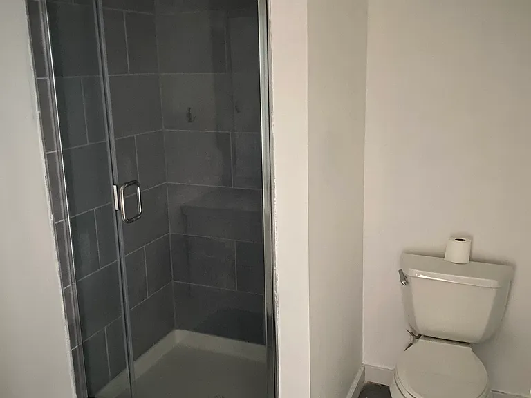 880-894 Oak St #880 — Photo 22