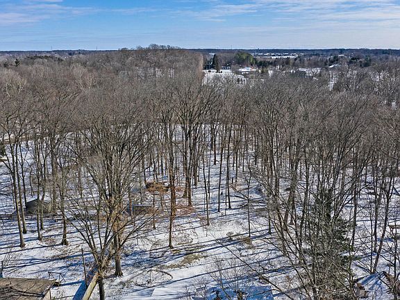 3rd image of 3608 Pamela Dr