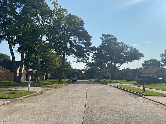 4th image of 7411 Blanco Pines Dr