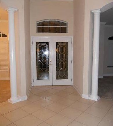 Foyer and Entryway