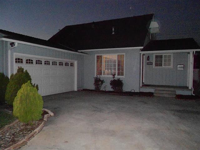 1st image of 8121 Canterbury Way