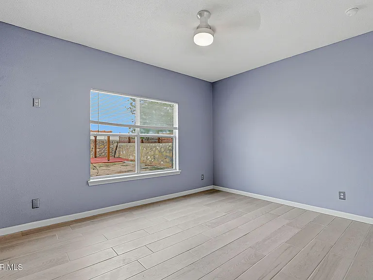12325 Tierra Bella Dr — Photo 13
