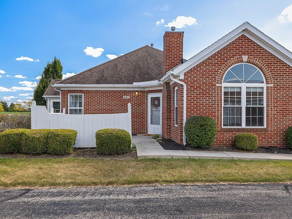 1st image of 692 Hampton Woods Dr