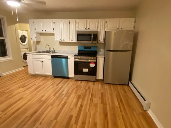 26 N Madison St APT 3