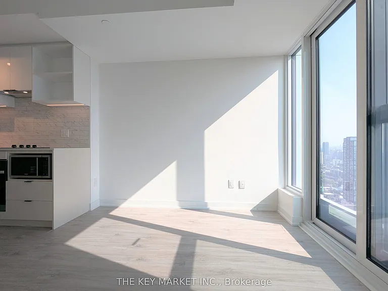 252 Church St #5110 — Photo 17