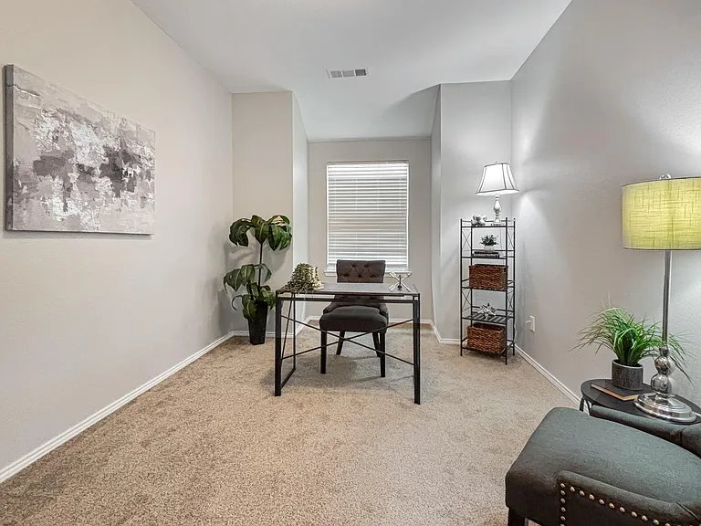 4408 Dashland Dr — Photo 12