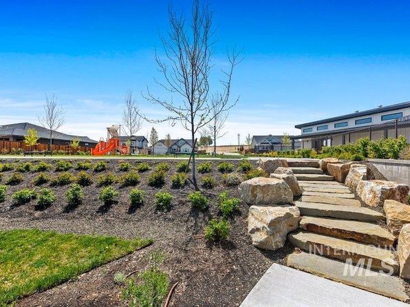 1299 W Ultar Dr, Nampa, ID 83686