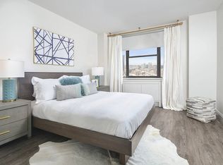 320 W Illinois St #5583388, Chicago, IL 60654