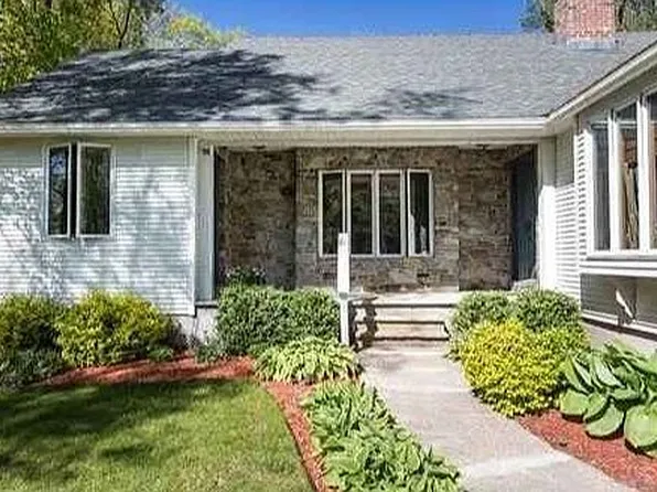 114 Longview St, Palmer, MA 01069
