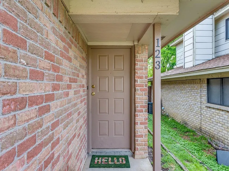 123 Allencrest Dr #123 — Photo 4