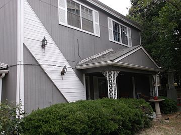 1st image of 204 Briar Ln
