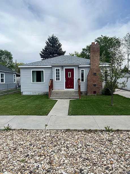 2 bed, 948 sqft, $1,450 — Photo 1
