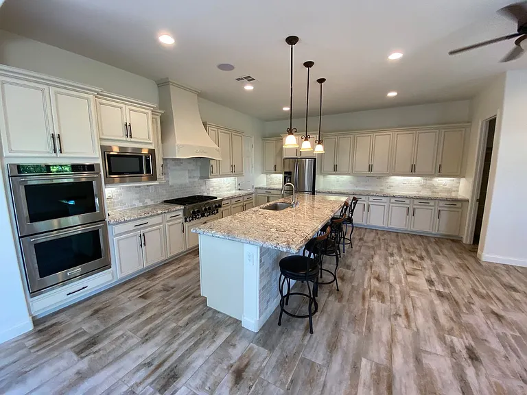 398 Pollino Peaks St — Photo 5
