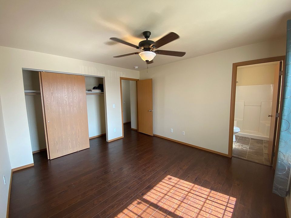 2nd image of 631 Andrea Ct