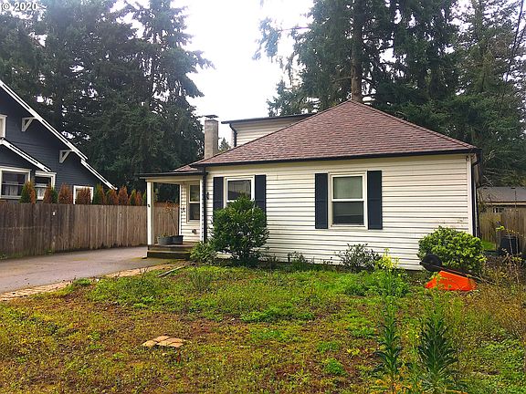 2nd image of 5820 SE Firwood St