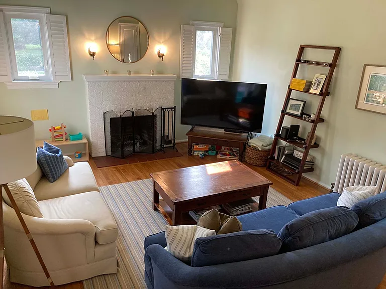515 S Wakefield St — Photo 3