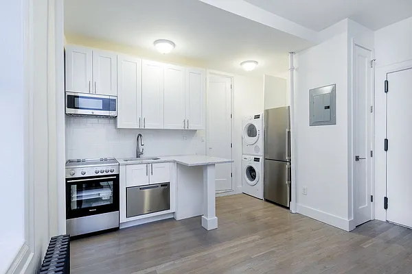 Rented by Compass | media 7
