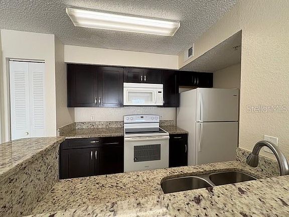 4th image of 2210 GRAND CAYMAN COURT #1722