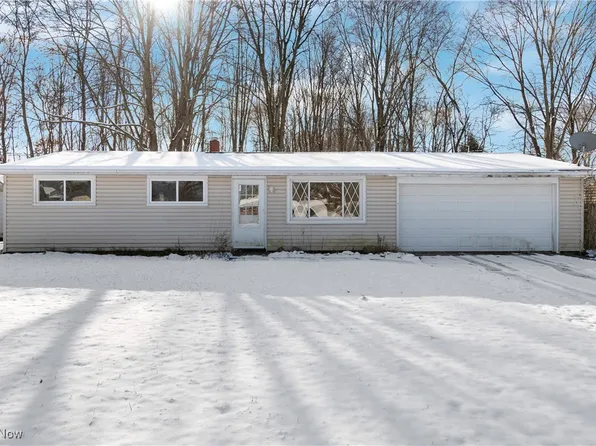 3070 Polly Rd, Ravenna, OH 44266